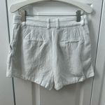 Aritzia Babaton White Linen Blend Shorts Photo 2