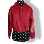 Disney Womens Juniors Hoodie Size XS S Winnie the Pooh Burgundy Cropped Hood Photo 2