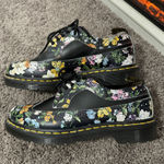 Dr. Martens  Women's 3989 Darcy Floral Oxford Black Photo 0