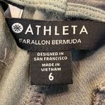 Athleta  Women Size 6 Farallon Bermuda Camo Green Shorts Drawstring Pockets Photo 4