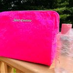 Juicy Couture  Velour Makeup Bag NWT​ Photo 1