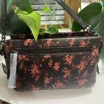 Vera Wang  Crossbody Photo 5