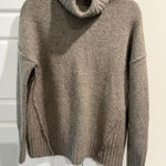 Women's Oversized Earthy Wool Photo 0