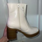 Universal Threads NWT Off-White Tall Ankle Booties Photo 5
