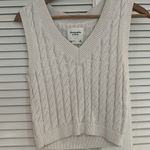 Abercrombie & Fitch White Sweater Vest Photo 0