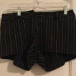 Park Avenue Women's Juniors White Striped Dress Shorts Flat Front Sz 13 Black Photo 0