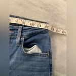 Levi's Levi’s 721 High Rise Skinny Womens Size 26x30 Distressed Medium Wash Denim Jeans Photo 8