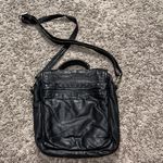 Elegant Black Leather Crossbody Bag Photo 1
