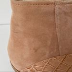Louise et Cie  Vada Demure Tan/Pink/Nude Suede Leather Ankle Boots size 8.5 Photo 2
