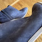 Vince Easton nubuck leather ankle boots Size 9M Brown Stacked Heel Date Night Photo 13