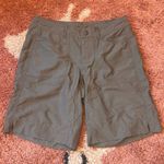 The North Face Never Stop Shorts Womens Size 4 Gray Outdoor Hiking Pockets Zip Photo 0