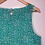 Cupcakes and Cashmere  Green Printed Drop Waist Dress Size Large Photo 4