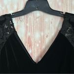 Badgley Mischka  Black Velvet Deep V Neck Lace Long Sleeve Cocktails Dress Size 4 Photo 4