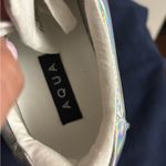 AQUA Womens Iridescent Silver Mixed Media athletic Sneakers Shoes Photo 10