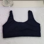 Everlane Perform Black Scoop Neck Sports Bra Women's Size small Photo 2