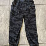 Athleta Jogger Pants Womens XS Petite Camoflauge Salutation High Rise Pocket Photo 0