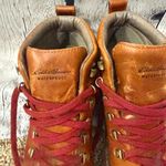 Eddie Bauer  Women’s K-6 waterproof Tan Boots with Red Laces size 9.5 Photo 2
