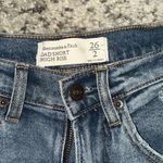 Abercrombie & Fitch Abercrombie Dad Shorts High-Rise Photo 2