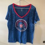 Genuine Merchandise Genuine MLB Merch Cubs Burnout V‎ Neck Photo 0