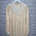 Vintage Miss Elaine Long Sleeve Fleece Nightgown Beige 1/2 Zip Ruffle Size M Size M Photo 2