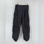 Free People
FP Movement
Mesmerize Me Cargo
Pants size medium Gray Photo 2