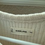 Everlane  cozy rib tee, xxs small. Excellent condition. Pet and smoke free home. Photo 3