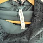 Fabletics  Liota Perforated Mock Jacket Size Medium EUC‎ Lightweight Pullover Photo 3