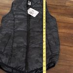 Zyia active gray camo sawatch puffy vest Size Small NEW with tags Black Photo 6