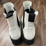 Dirty Laundry  Women Croco White Platform Ankle Boots US 8 Grunge Winter Punk Photo 3