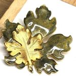 Vintage Leaf Brooch Pin Gold & Green Enamel Photo 0
