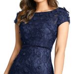 Mac Duggal 67711 Navy Floral Applique Boat Neck Cap Sleeve Gown Photo 3