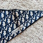 Christian Dior Dior oblique Dior diamond silk twill in Navy Blue. Photo 12