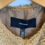 VERO MODA | NWT | Medium | Cozy Amanda Short Faux Fur Teddy Jacket Photo 5