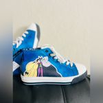 Disney  Villains Women's Casual High-Top Sneakers 9.0 Photo 4