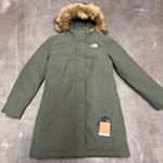 The North Face  women's Arctic parka color thyme NF0A4R2VNYC Photo 0