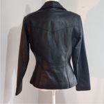Wilson’s Women's Black Leather Jacket Sz medium Photo 4