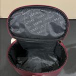 Guess  | Iconic Logo Glossy Wine Cosmetic Case Photo 8