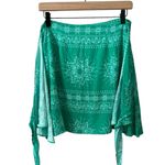 VICI NWT‎  Sarong Style Lightweight Green White Lined Mini Skirt Resort Sz Medium Photo 1
