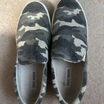 camo shoes Size 9.5 Photo 0