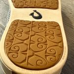 OluKai Pehuea Women's Classic Lightweight Slip Photo 5