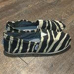 TOMS Women Black & Tan Zebra Print LightWeight Flat Slip On Shoes Size‎ 9 W Photo 1