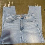 Madewell The Curvy Perfect Vintage Crop Distressed Jean Coffey Wash Size 28 Photo 4