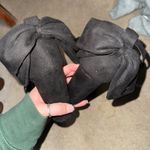 Elegant Black Women's Heels with a bow Size 9 Photo 2