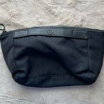 Lululemon Travel Easy Kit Black Unisex OS Medium Cosmetic Bag Photo 0