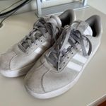 Adidas  Sneakers  Photo 0
