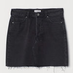 H&M Women Short Denim Skirt Size 4 (New with tag) Photo 0