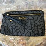 Calvin Klein  signature wristlet Photo 4