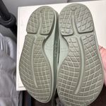 OOFOS WOMEN'S OORIGINAL SANDAL Photo 1