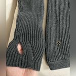 Lululemon The Sweater The Better Heathered Grey, 2 Front Pockets, Thumb Holes Photo 14