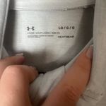 Under Armour Woman Large Lightweight Gray long sleeve 1/4 Zip athletic Shirt Photo 1